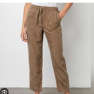 Rails linen blend jogger in ladies size small